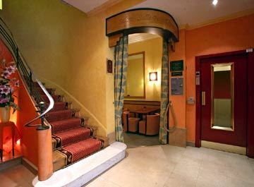 Ibis Gare Du Nord Tgv Hotel Parijs